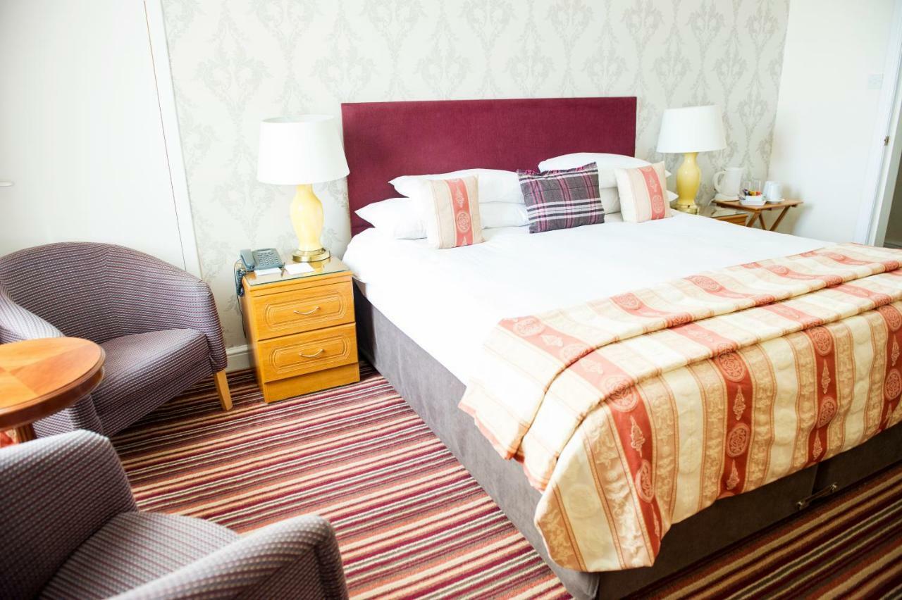 Eskdale Hotel Langholm Bagian luar foto